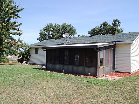 2nd image of 10730 Arrowhead Cir