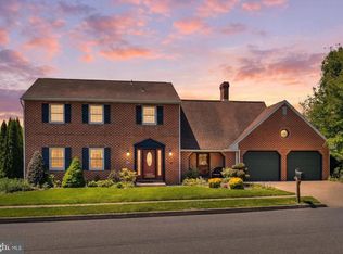 411 Hopi Dr, Mechanicsburg, PA 17050