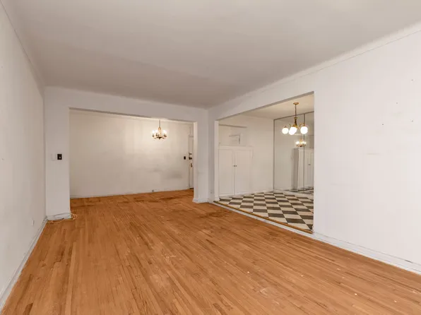 68-61 Yellowston Boulevard image 5 of 16