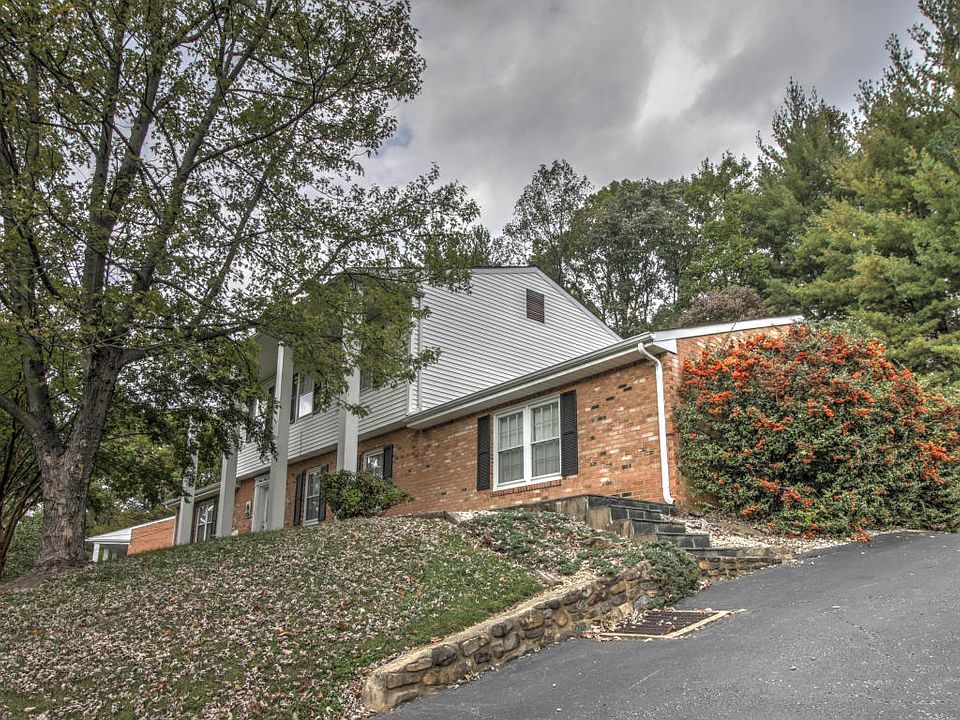 1st image of 1324 Deer Run Dr