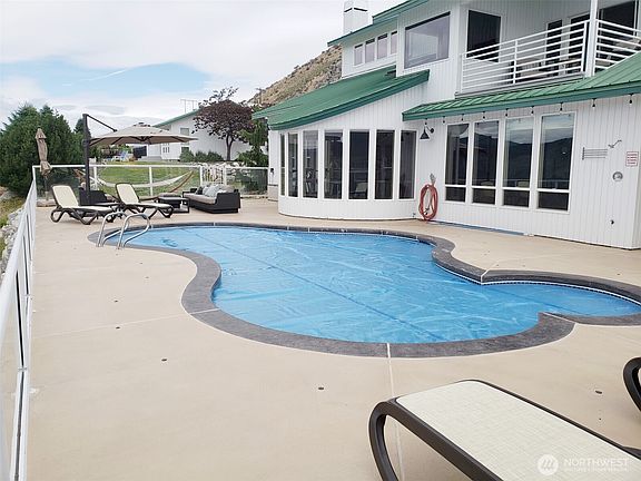 5th image of 335 Henderson Road