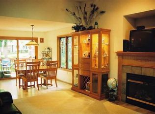 2114 Shafer Dr, Fitchburg, WI 53711