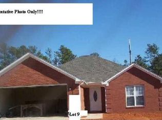 349 Plantation Dr, Lexington, TN 38351
