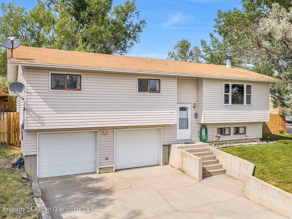 1st image of 1059 Van Dorn Dr