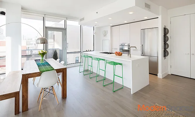 Sold by Modern Spaces | media 2