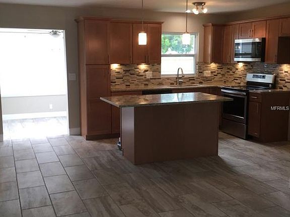 2nd image of 7009 15th St N