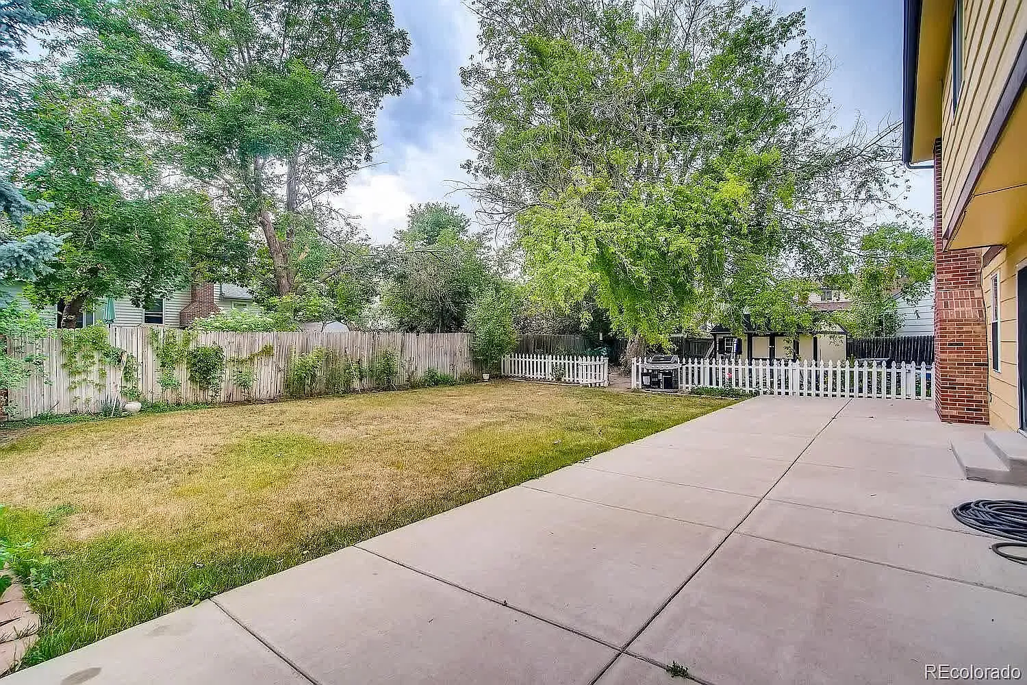 2247 S Eagle St — Photo 4
