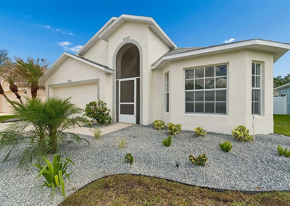 1st image of 30449 Tremont Dr