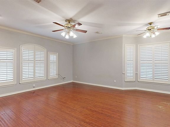 5th image of 1701 Oriole Dr