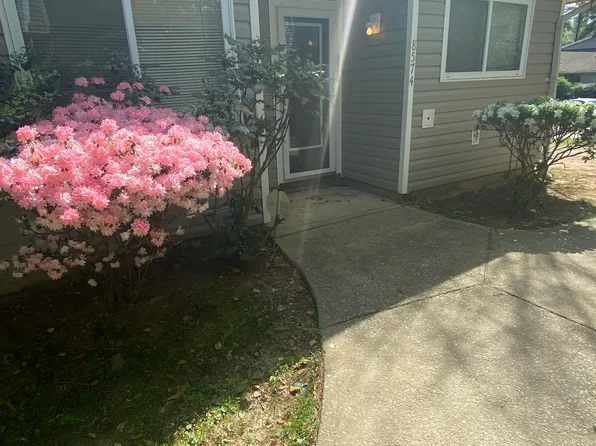 8574 Creekwood Way, Jonesboro, GA 30238