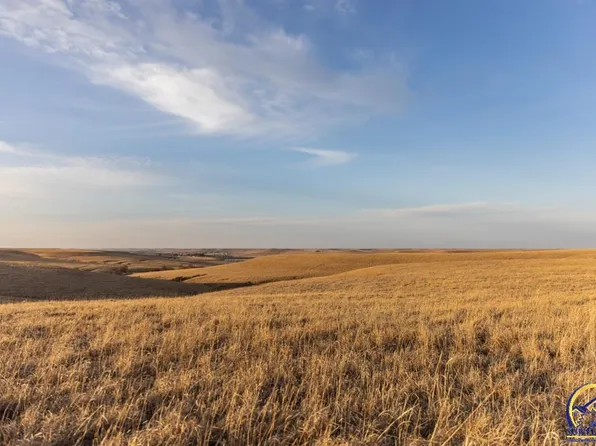 1000 Road C, Emporia, KS 66801