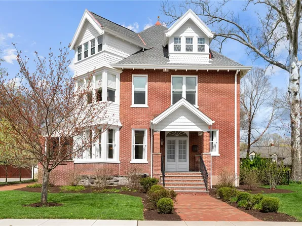 213 Chestnut Rd, Sewickley, PA 15143