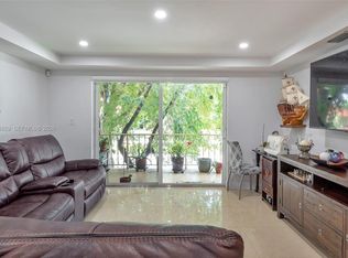 13700 SW 62nd St APT 222, Miami, FL 33183