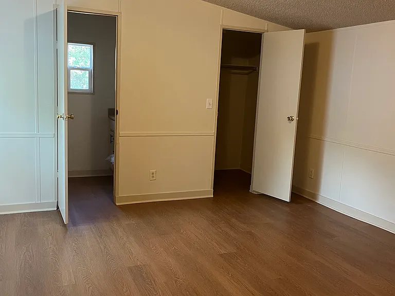 103 Lakeaire Ter — Photo 4