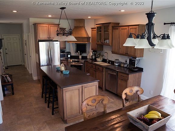 5th image of 6392 Douthat Ln