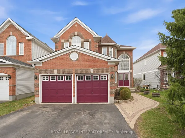 46 Catterick Cres, Ottawa, ON K2K 3M6