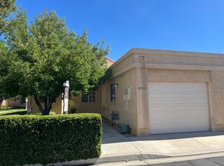 19036 Primrose Ln, Apple Valley, CA 92308