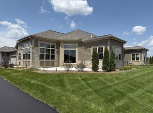 309 Standing Stone Dr #23-64, Waukesha, WI 53189