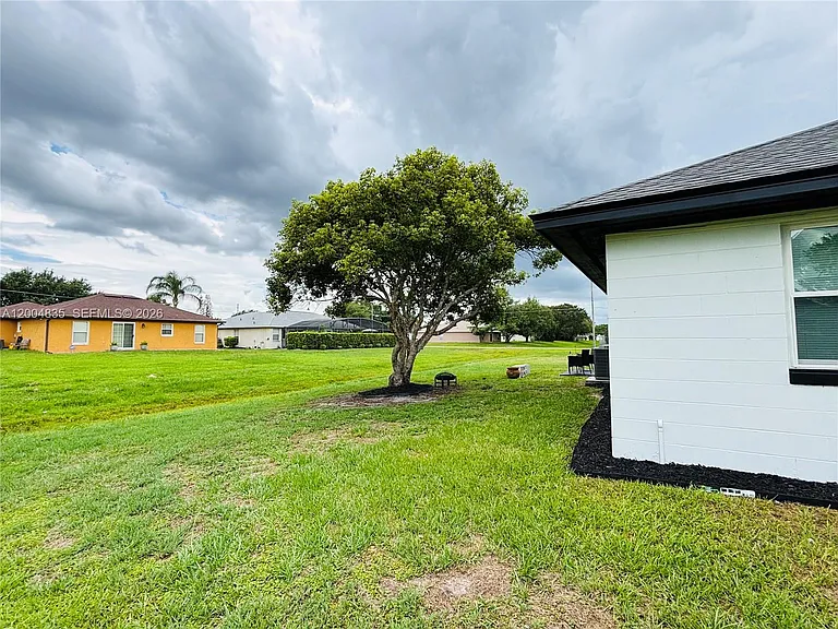 504 Blackbird Ln #A — Photo 24