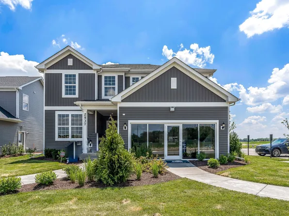 3212 Peyton Cir, Aurora, IL 60503