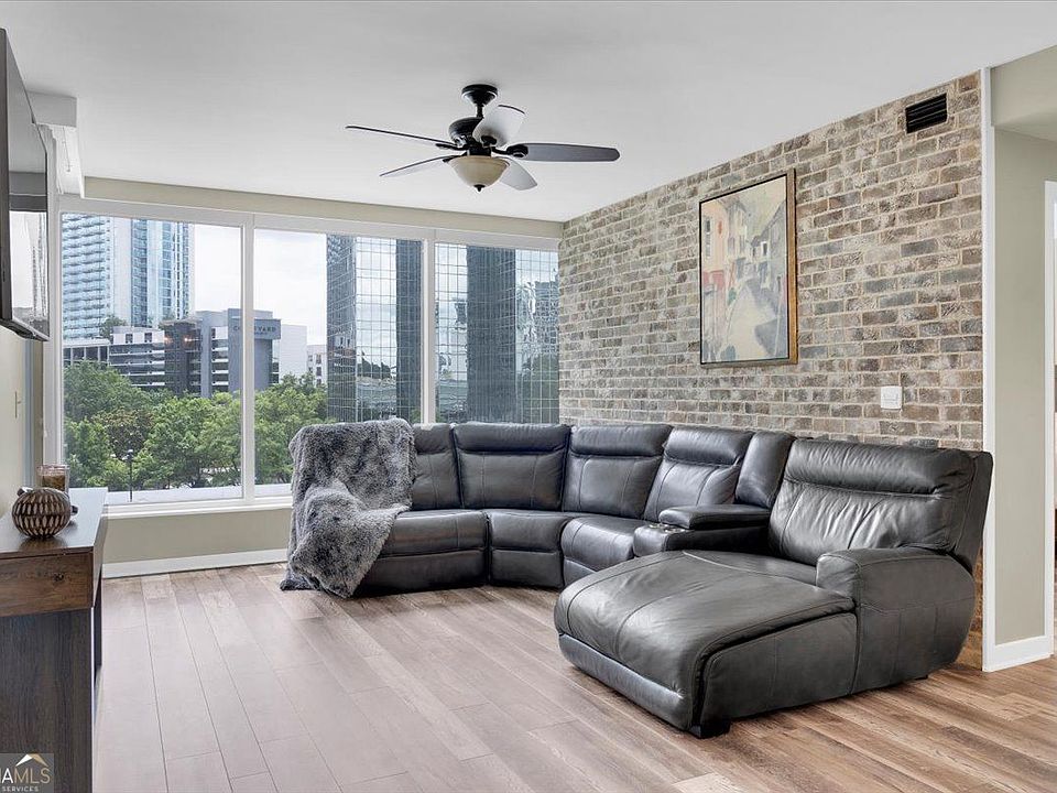 1st image of 3338 Peachtree Rd NE APT 508