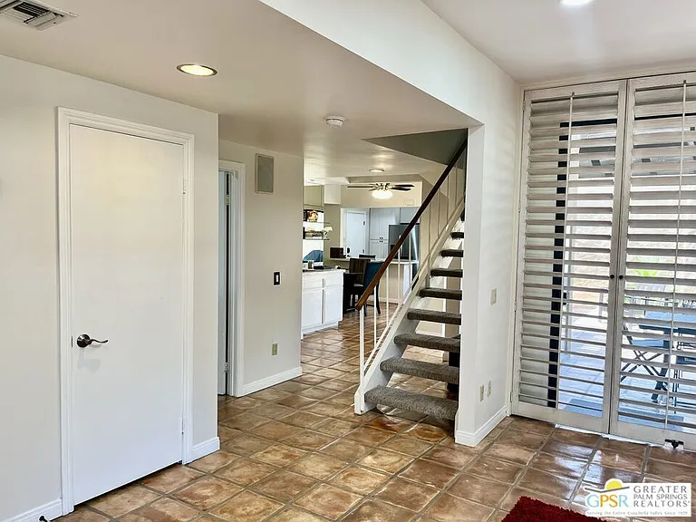 2441 S Birdie Way #E — Photo 8