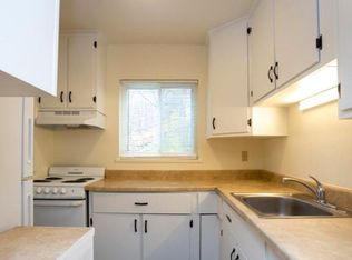 139 Chestnut St #1A, Ithaca, NY 14850