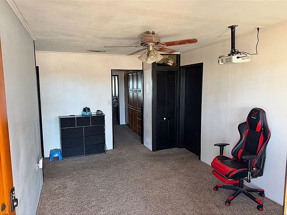 Front living area 