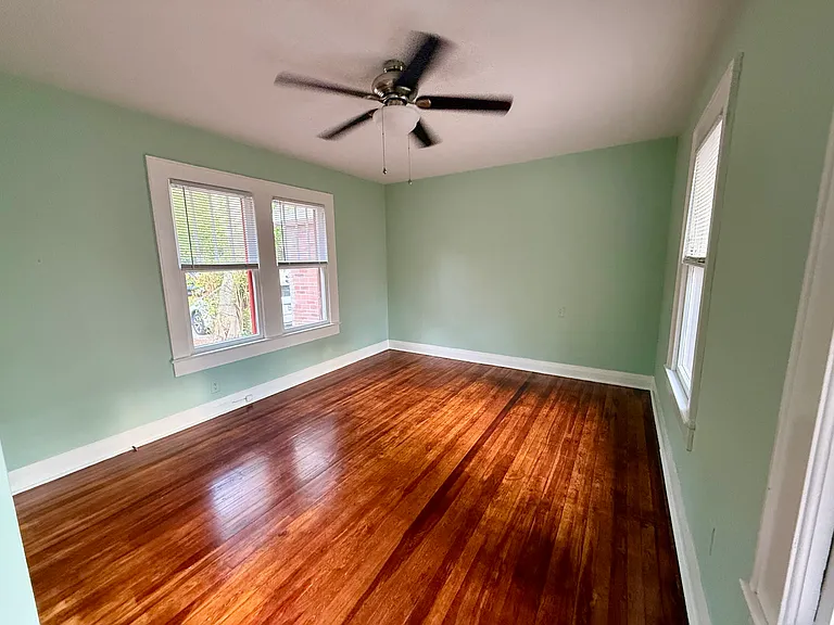 412 Louden Ave — Photo 16