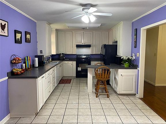 4th image of 717 Hancock Ave