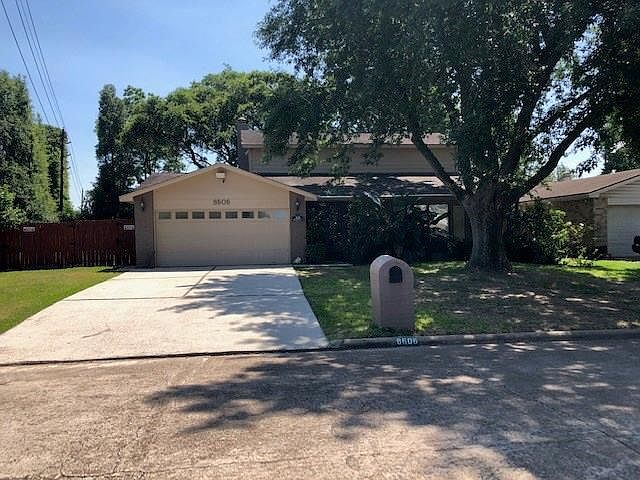 1st image of 8606 Carriage Creek Dr
