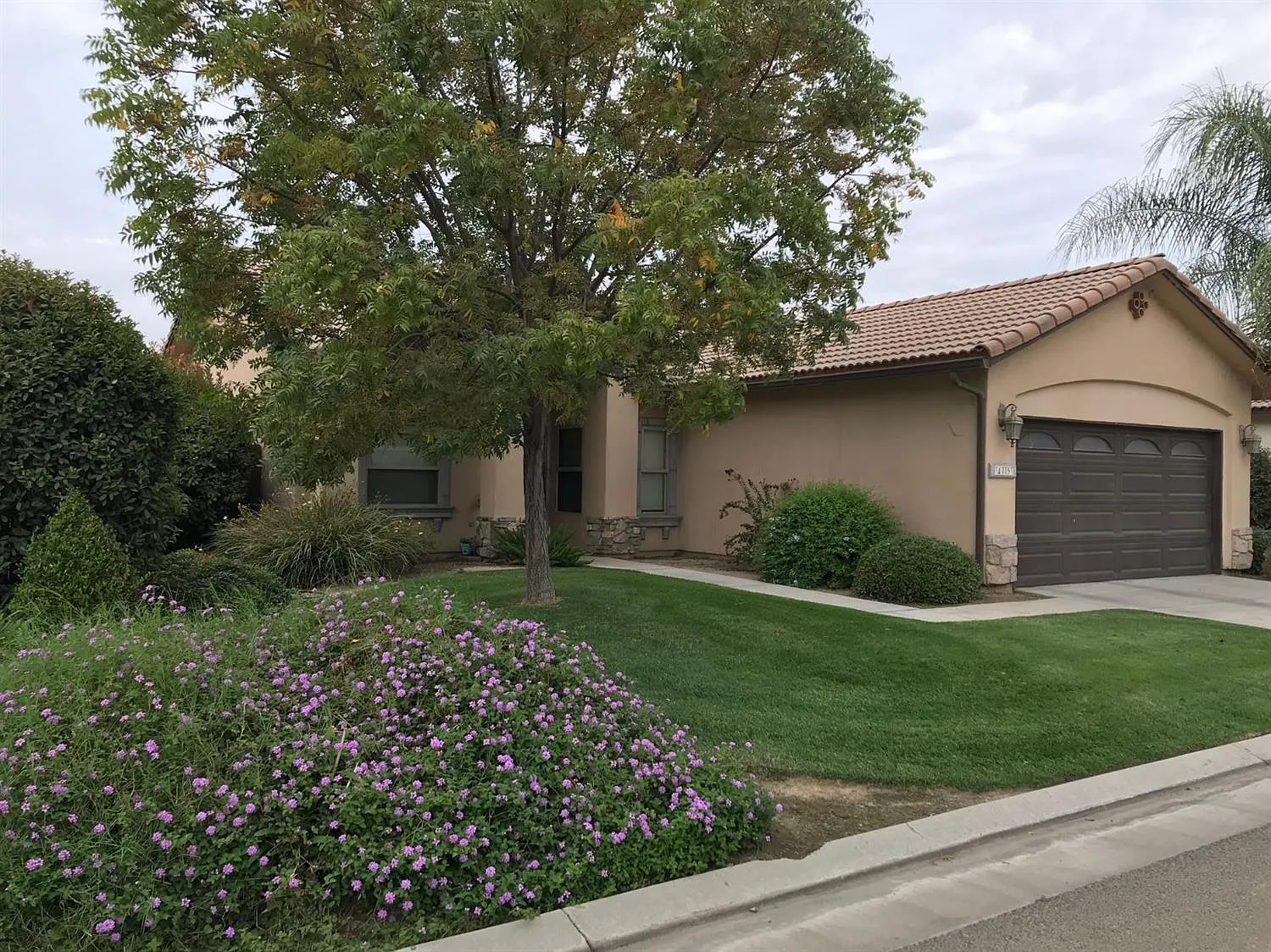 4775 W Rosetta Dr photo 1