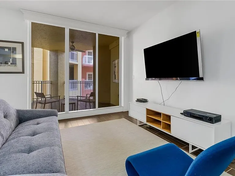 450 Bayfront Pl #4201 — Photo 1