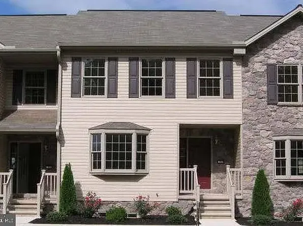 1228 Overlook Rd, Middletown, PA 17057