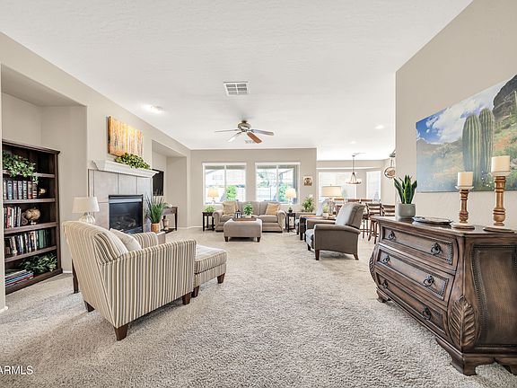 5th image of 2214 W HEDGEHOG Place