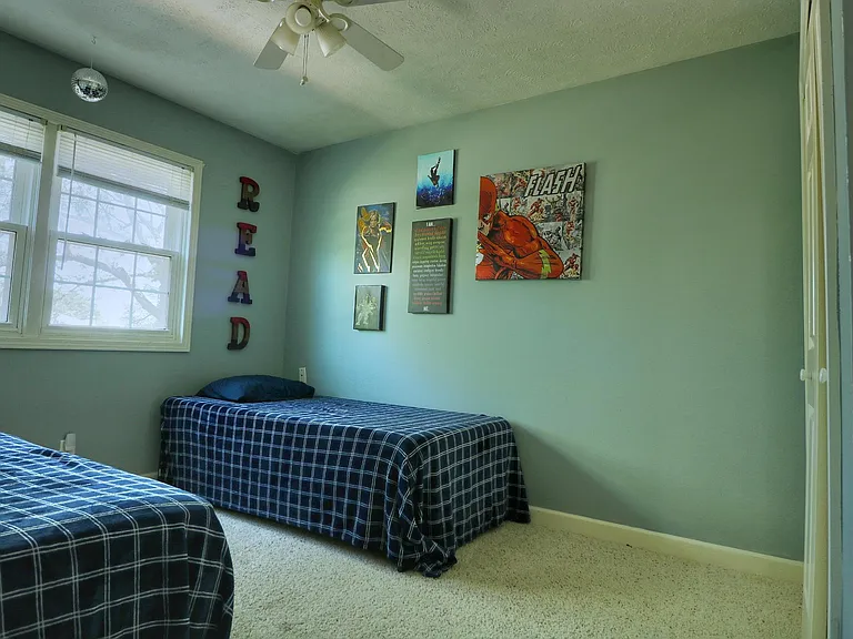 805 Buckboard Blvd — Photo 13