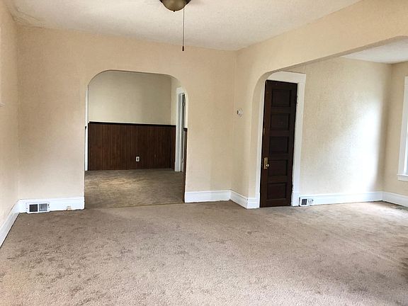 3rd image of 337 Hewitt Ave