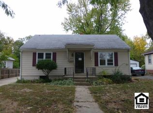 3126 SW 12th St, Topeka, KS 66604