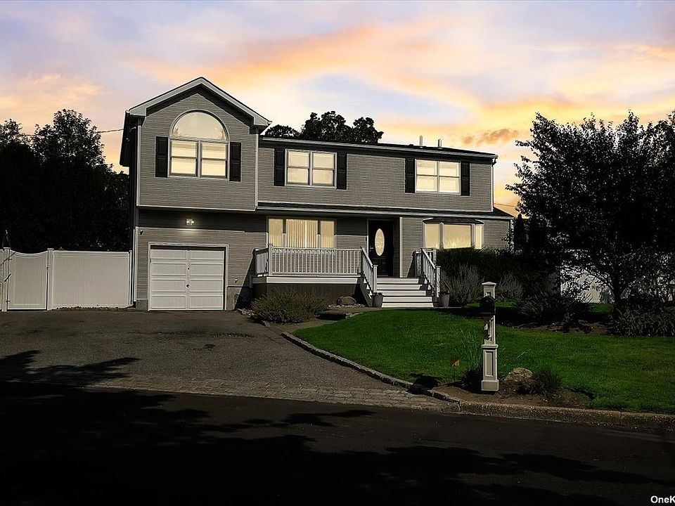 11 13th St, Bohemia, NY 11716 MLS 3416227 Zillow