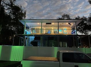 303 W Hanlon St, Tampa, FL 33604