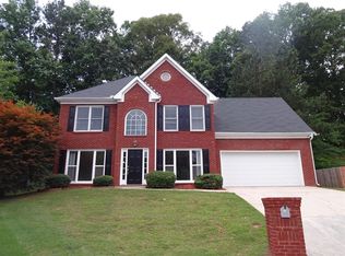 285 Thornbush Ln, Lawrenceville, GA 30046
