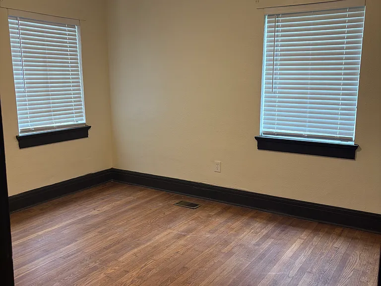 1320 Hazel St #4 — Photo 8