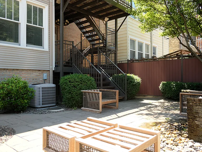 4822 N Leavitt St #2 — Photo 22