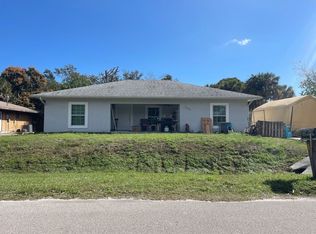 4904 Seagrape Dr, Fort Pierce, FL 34982