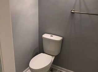 214 Monroe Rd, Bolingbrook, IL 60440