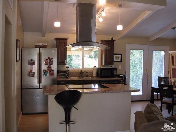 5th image of 8611 Warwick Dr