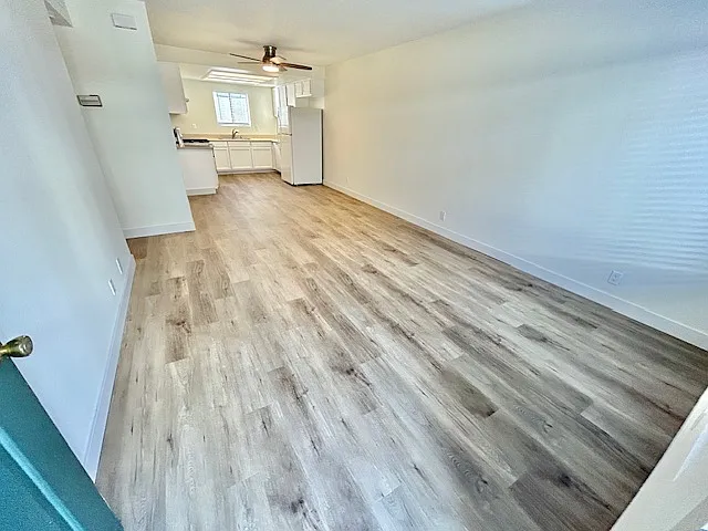 2 bed, 900 sqft, $2,500 — Photo 4