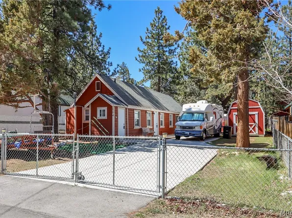 154 Leonard Ln, Sugarloaf, CA 92386