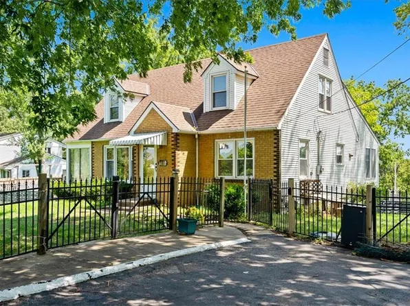 3705 N 63rd St, Kansas City, KS 66104