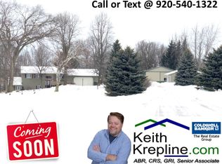 W1860 Quarry Rd, New Holstein, WI 53061